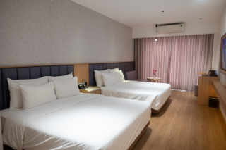 Phòng 2 Giường Lớn (Quad)